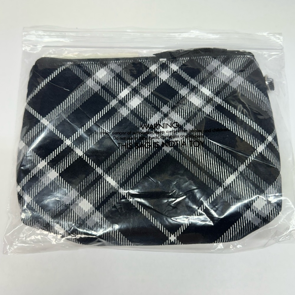 Thirty-One - MINI ZIPPER POUCH - Black Pick Me Plaid- NEW